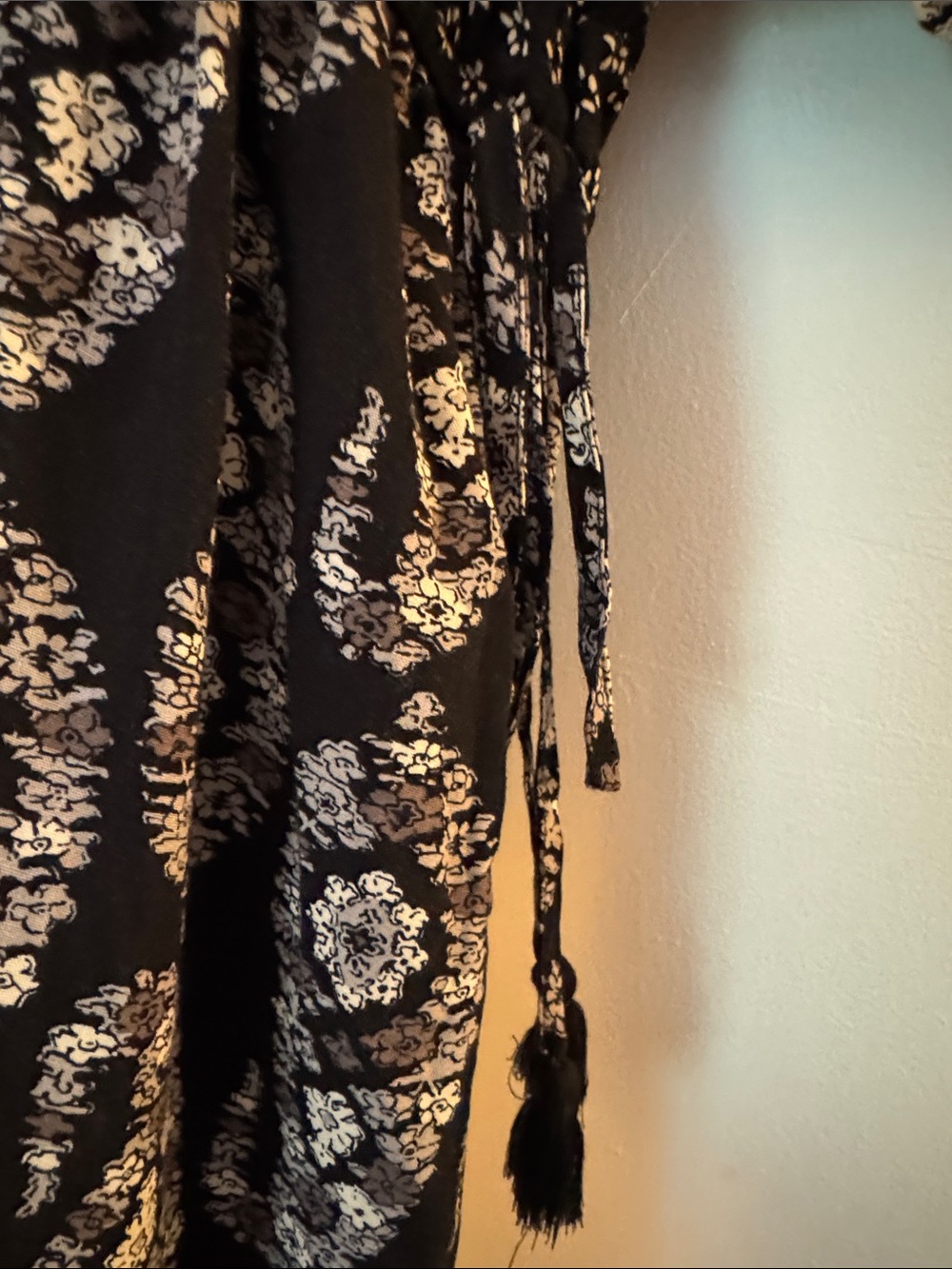 Knox Rose Black Floral-Pattern Maxi Dress - Picture 3 of 6